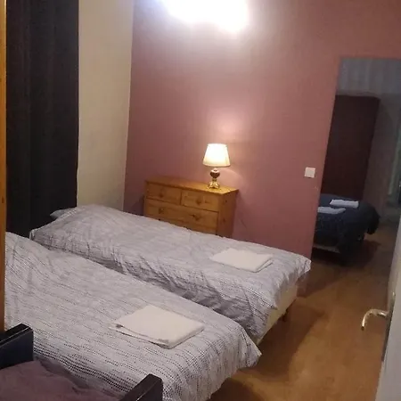 Apartment Proche De La Gare Aix-les-Bains