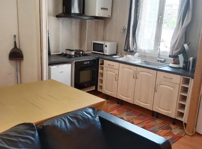 Proche De La Gare アパート *